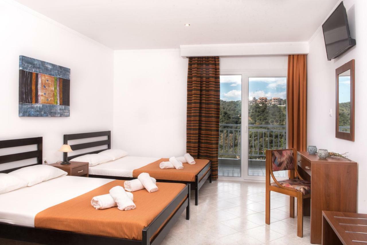 Hotel apartamentowy Demi *